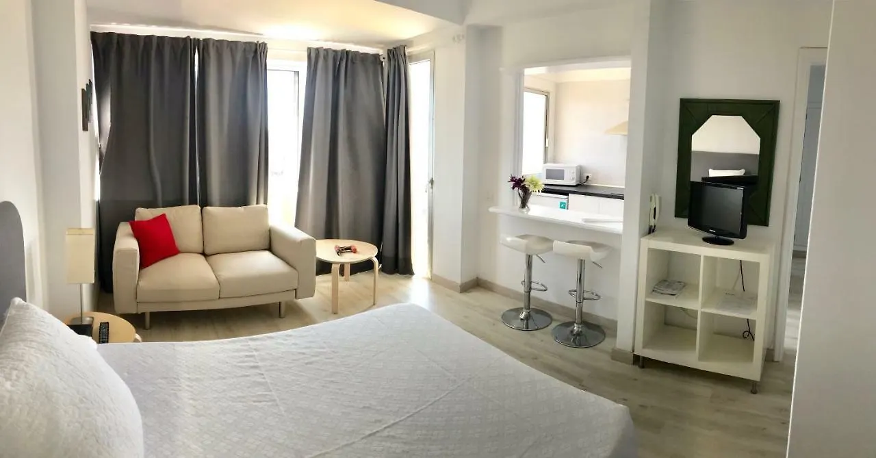 Apartamentos Bruja Santa Cruz de Tenerife Spagna
