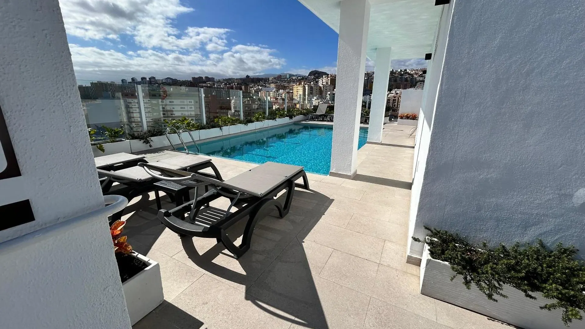 Apartamentos Bruja Santa Cruz de Tenerife