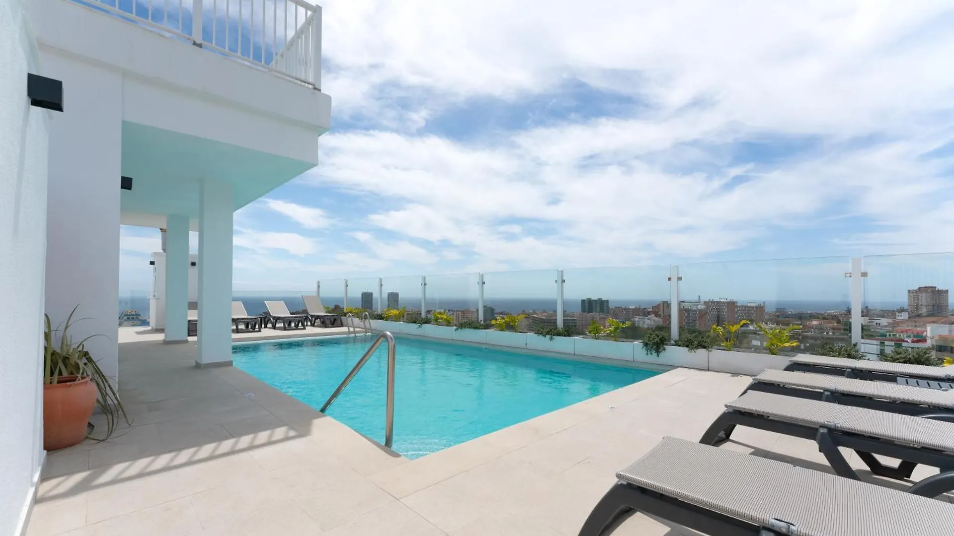Apartamentos Bruja Santa Cruz de Tenerife